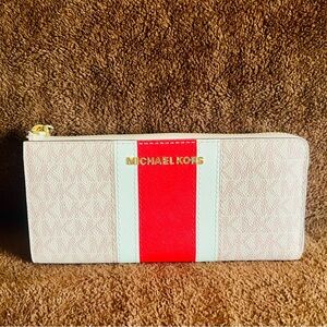 Michael Kors Jet Set 3/4 Zip Saffiano Leather Wallet